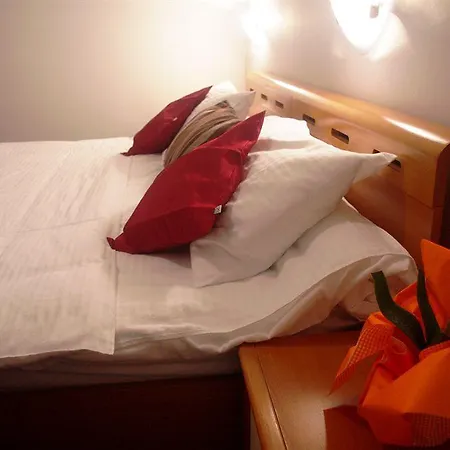 And Javor Guest house Podstrana