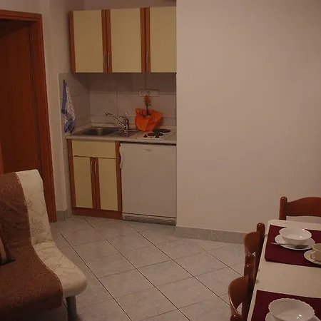And Javor Gostinjska kuća