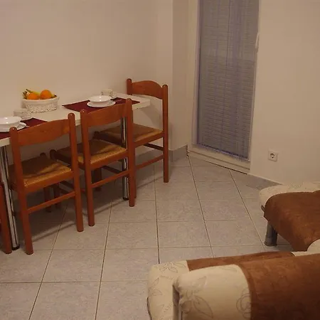 And Javor 3* Podstrana