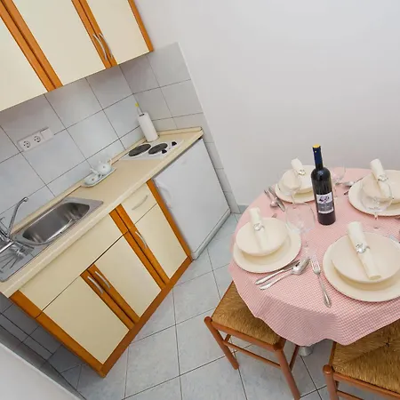 Gostinjska kuća And Javor