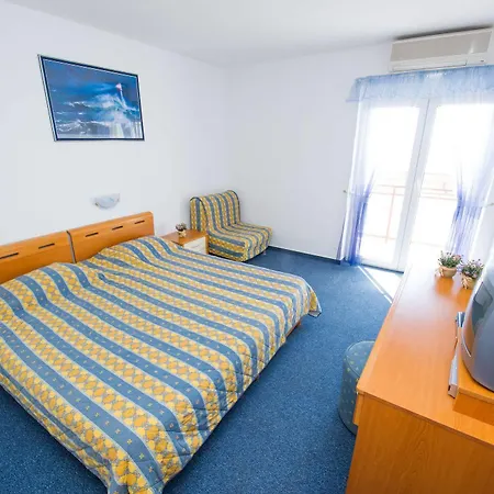 Gostinjska kuća And Javor 3*